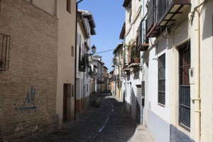 Narrow streets, great place to walk and check spectacular city views